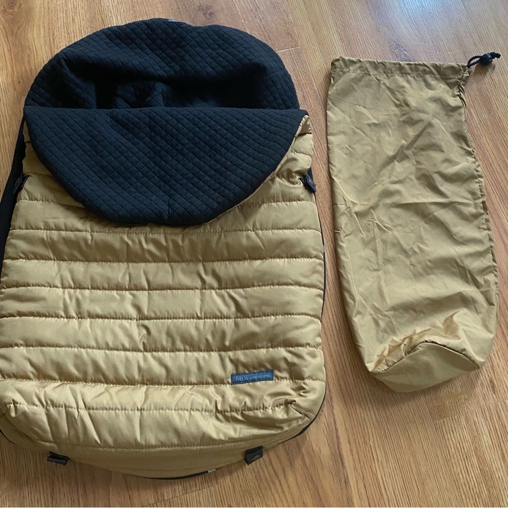 Infant car seat footmuff